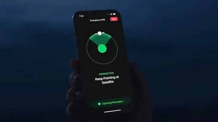 Emergency-SOS-via-Satellite-iPho