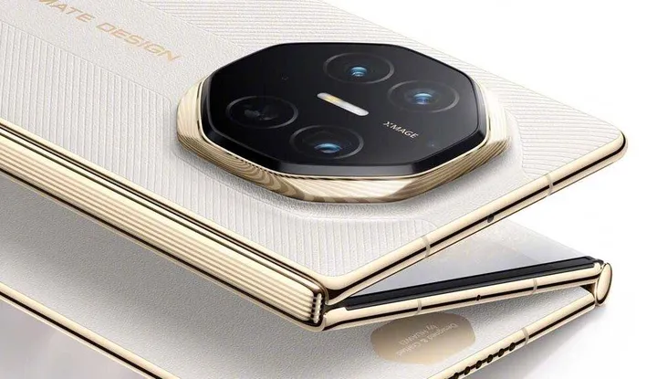 Huawei Mate XTs