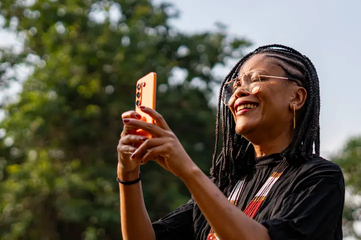 Angélica Dass is taking portrait photos with TECNO CAMON 50 Ultra 5G