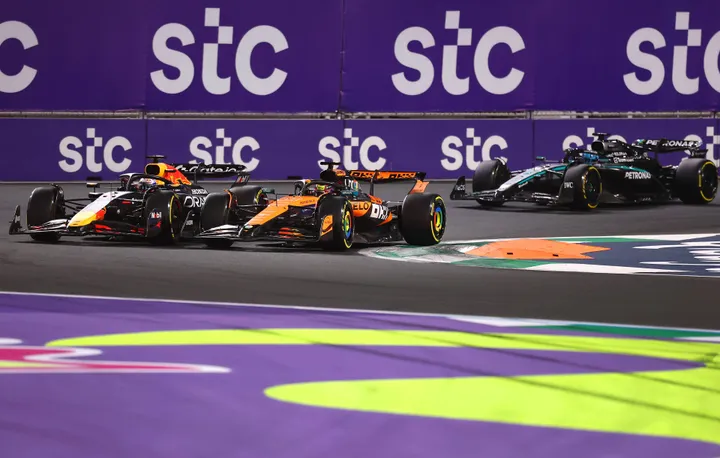 The crucial moment between Piastri and Verstappen