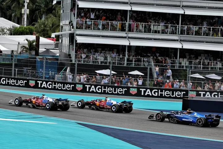Lewis Hamilton battling Ferrari teammate Charles Leclerc and Williams driver Carlos Sainz for P7