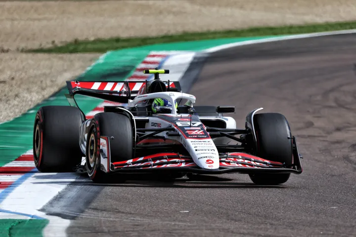 Formula 1 World Championship 2025, Round 7, Emilia Romagna Grand Prix, Autodromo Enzo e Dino Ferrari, Imola, Italy, Saturday 17 May 2025 - Oliver Bearman (GBR) Haas VF-25.