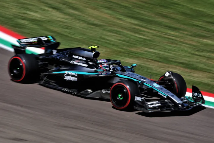 mercedes w16 in imola