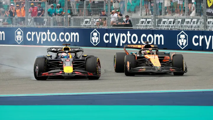 Piastri and Verstappen battling each other at the Miami Grand Prix.