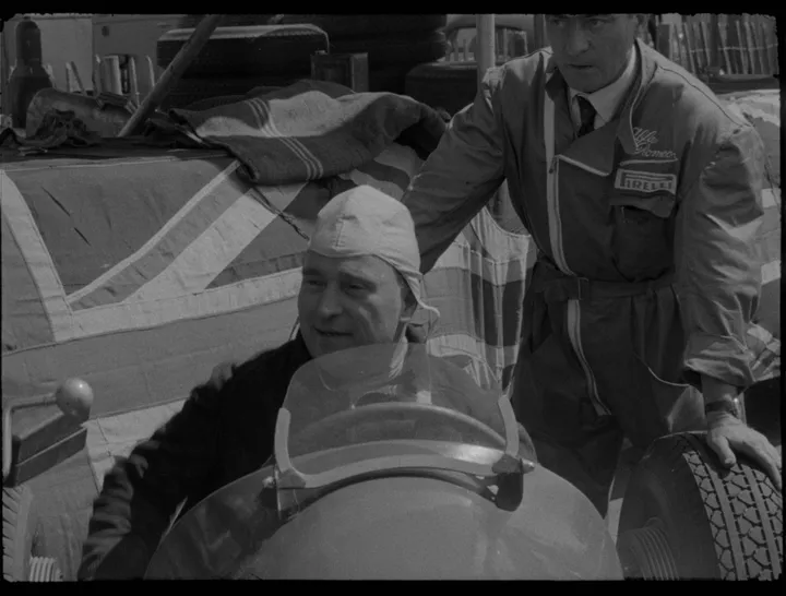 Original footage of the first F1 race ever, the 1950 British Grand Prix