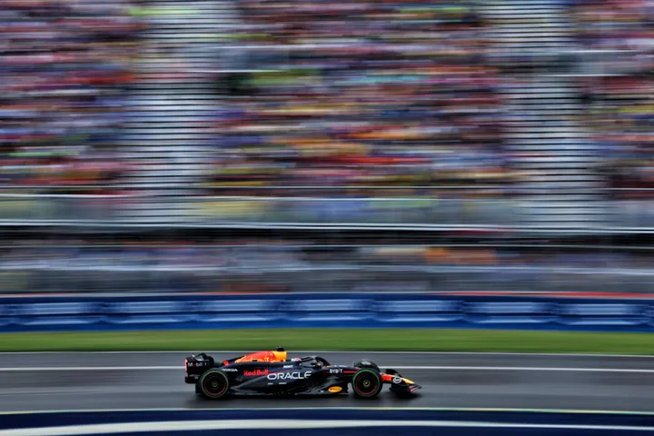 Max Verstappen in de RB20 tijdens de GP van Canada in 2024.