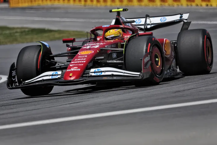 Lewis Hamilton tijdens de derde vrije training in Canada