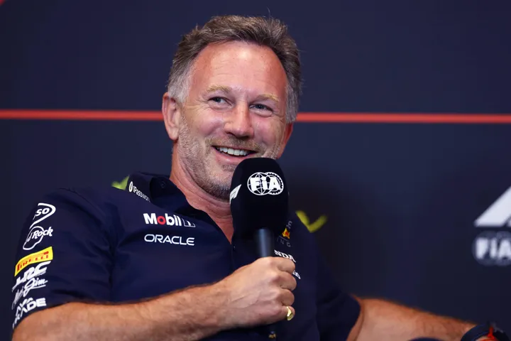 lachende christian horner