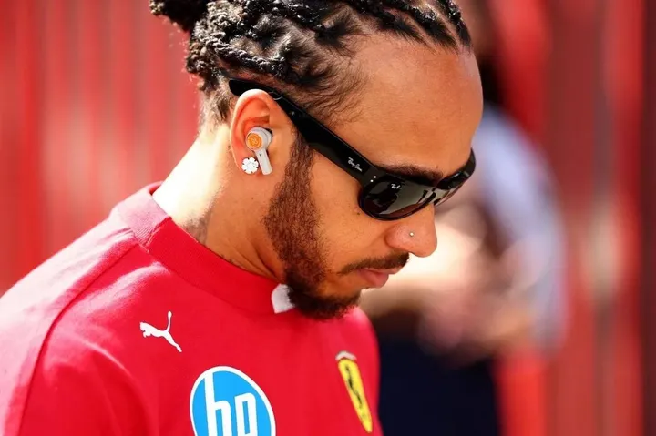 lewis hamilton ferrari