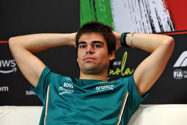 onderuitgezakte stroll in spanje