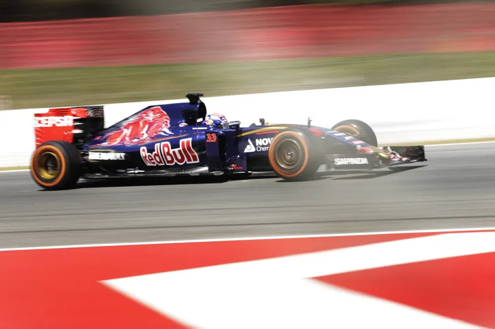 Verstappen 2025 toro rosso