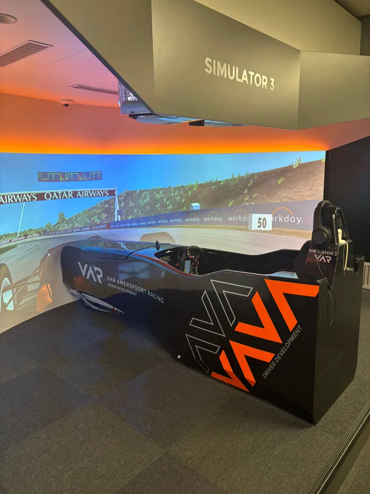 Simulator van Van Amersfoort Racing