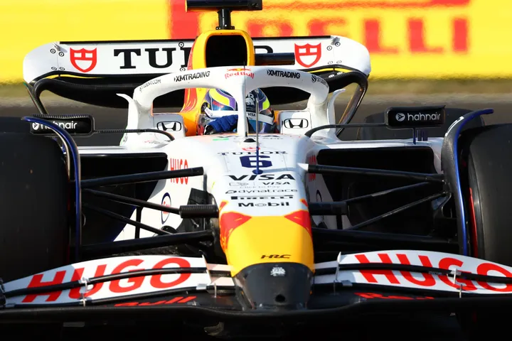 Would Verstappen win with Hadjar's car?