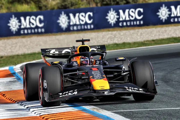 Verstappen tijdens de kwalificatie in Zandvoort&nbsp;