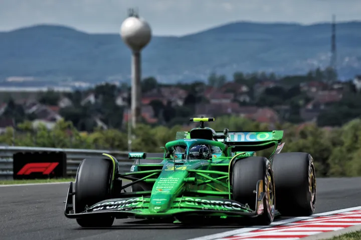 Felipe Drugovich in Aktion während des FP1 auf dem Hungaroring, Foto: Race Pictures
