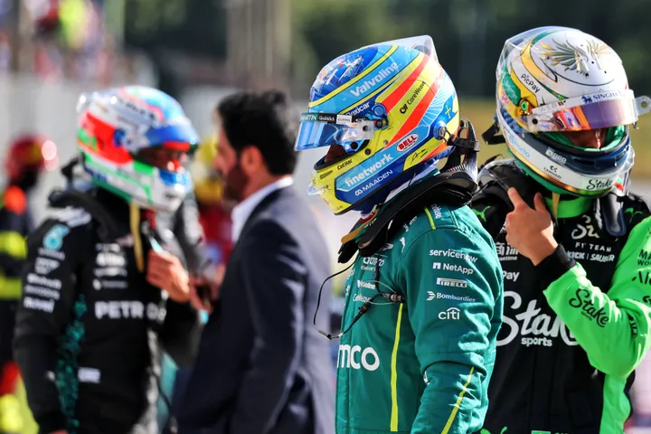 Fernando Alonso im Parc fermé beim Italienischen GP