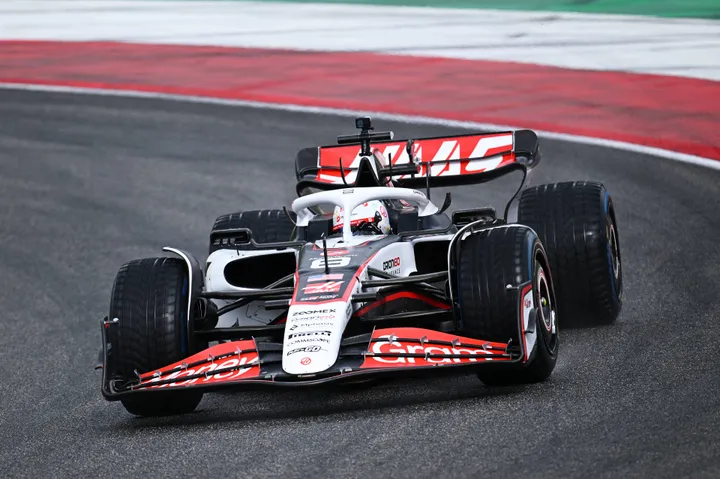 grosjean-haas-f1-mugello-test-rain.jpg