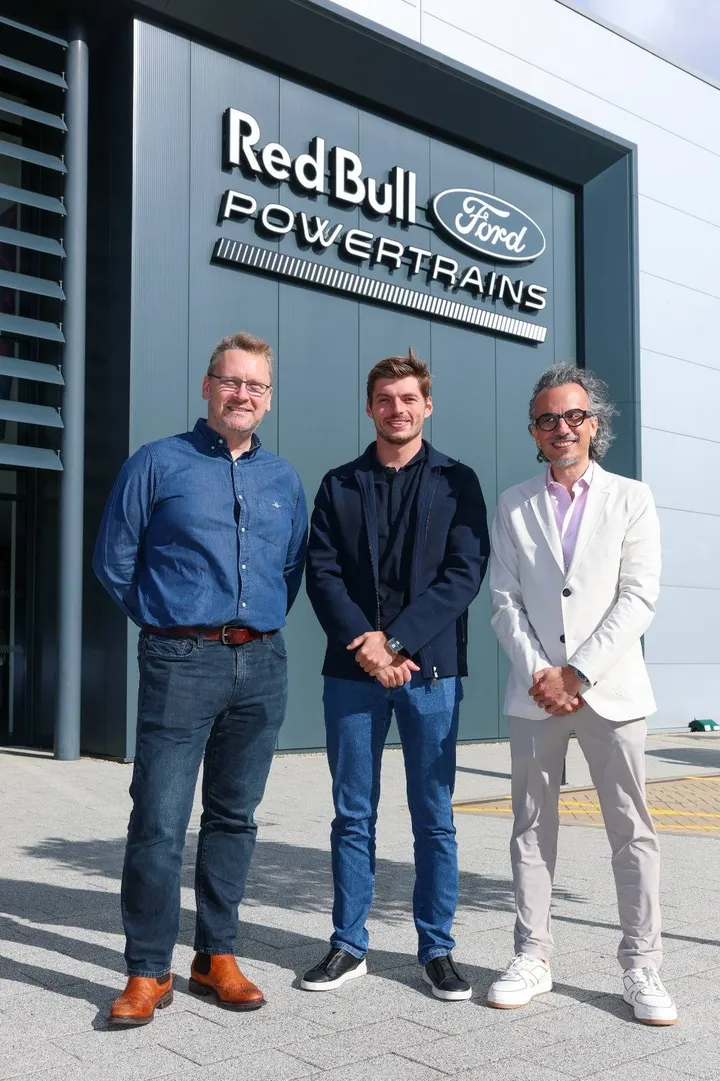 WhatsApp Image 2025-09-11 at 20.36.00 (2)