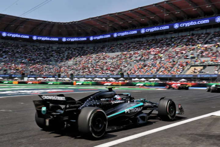 Kimi Antonelli während des FP1 beim Großen Preis von Mexiko-Stadt – Foto: Race Pictures