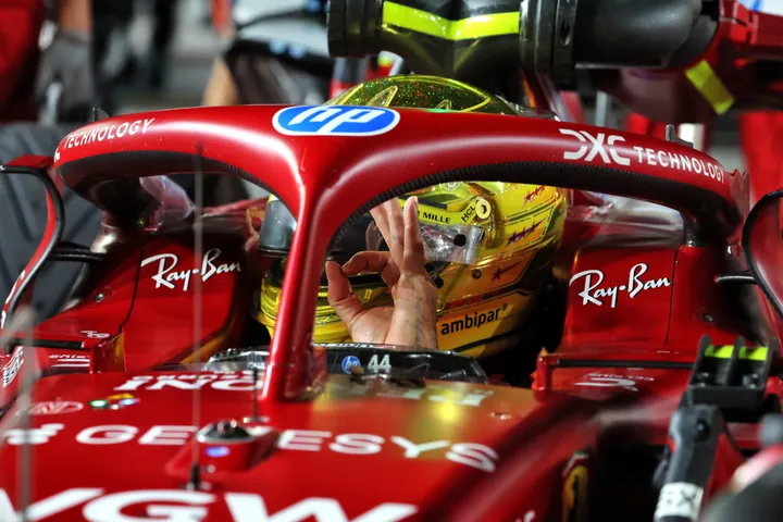 hamilton-ferrari-f1-okay.jpg