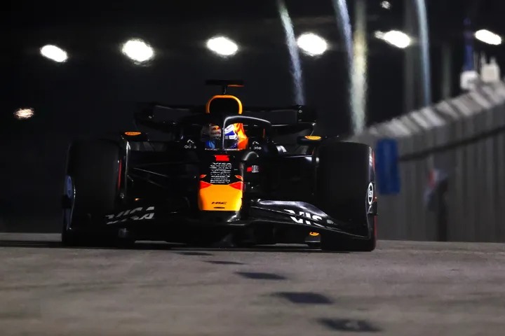 max-verstappen-rb21-singapore.jpg.