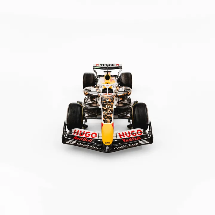 De speciale livery van VCARB