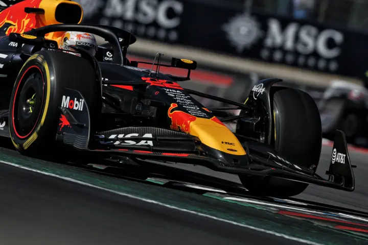 Tsunoda im RB21 beim United States GP – Foto: Race Pictures