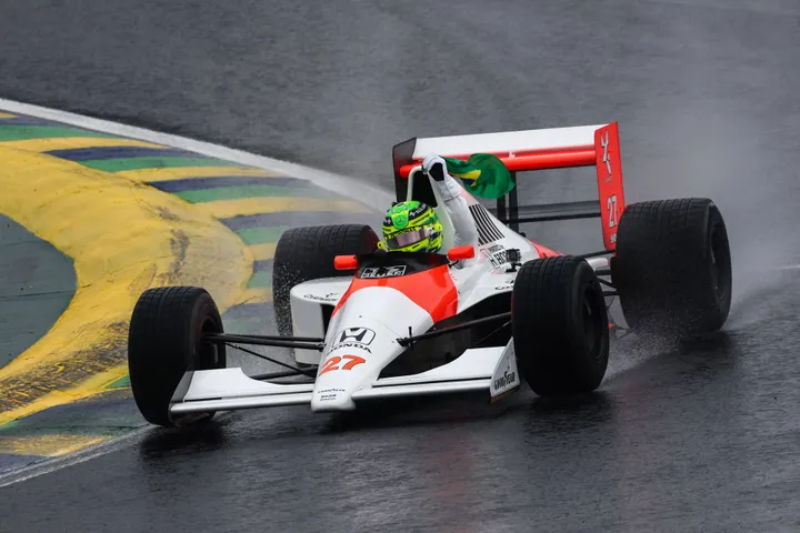 lewis-hamilton-senna-1990-jpg