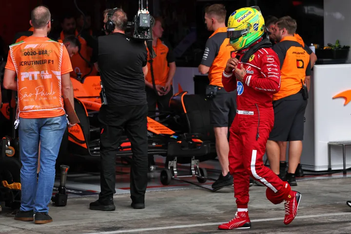 Ferrari erlebte beim Brasilien-GP ein katastrophales Doppel-Ausfallrennen – Foto: Race Pictures