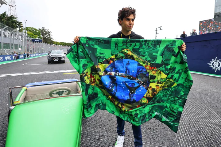 Gabriel Bortoleto feiert sein brasilianisches Erbe vor dem Großen Preis von Brasilien. Foto: RacePictures.