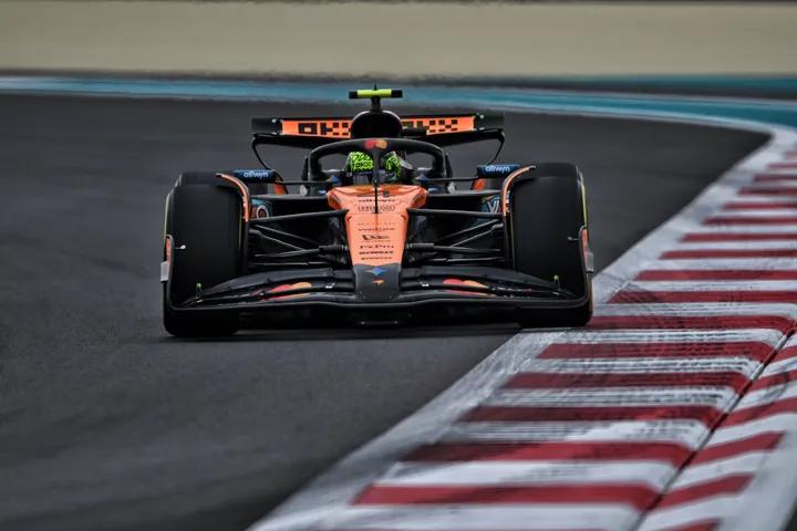 lando-norris-abu-dhabi-fp2