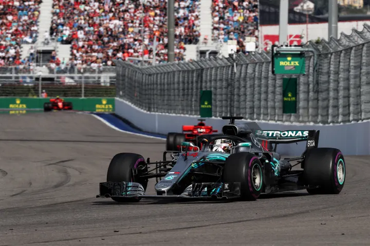 Hamilton driving at Russia in 2018
