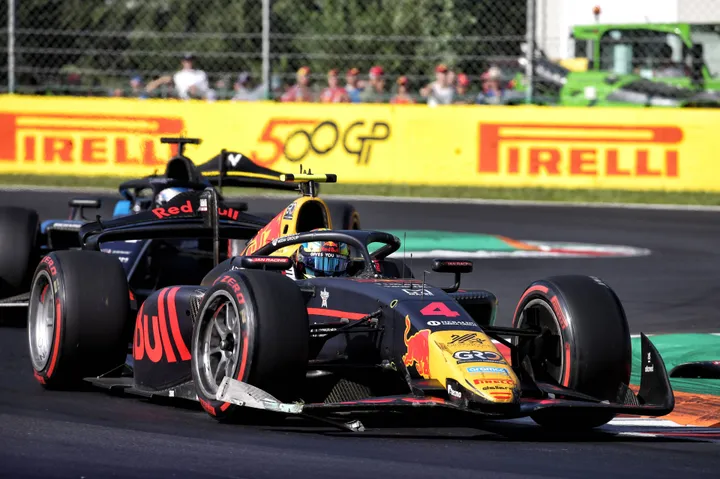 lindblad-red-bull-f2-jpg