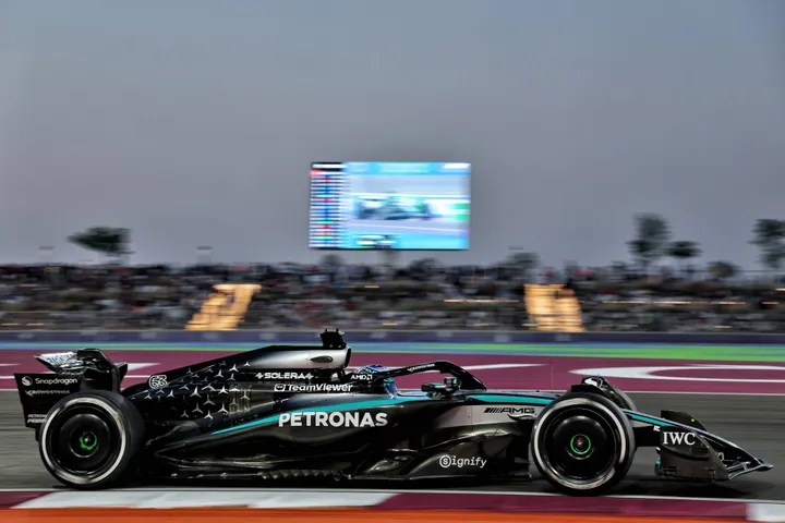 George Russell beendete die Fahrerwertung nach einer großartigen Saison mit 319 Punkten auf P4 – Foto: Race Pictures