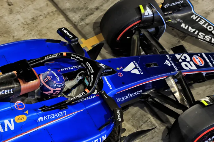 williams-auto-albon-jpg