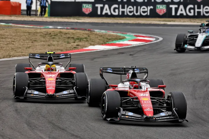 Leclerc Hamilton-0384