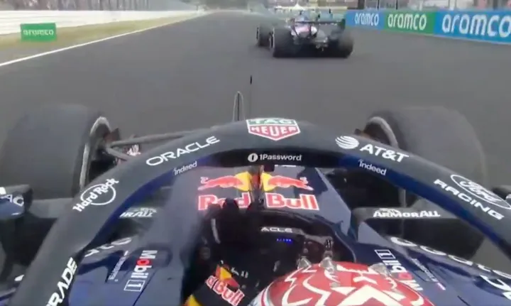 verstappen-zwaaien-japan-2026-gasly