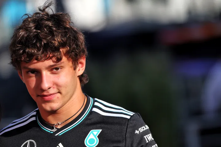 antonelli-paddock-photo