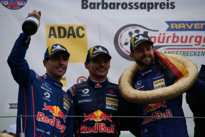 Daniel Juncadella (left) with Max Verstappen - Photo: GPblog