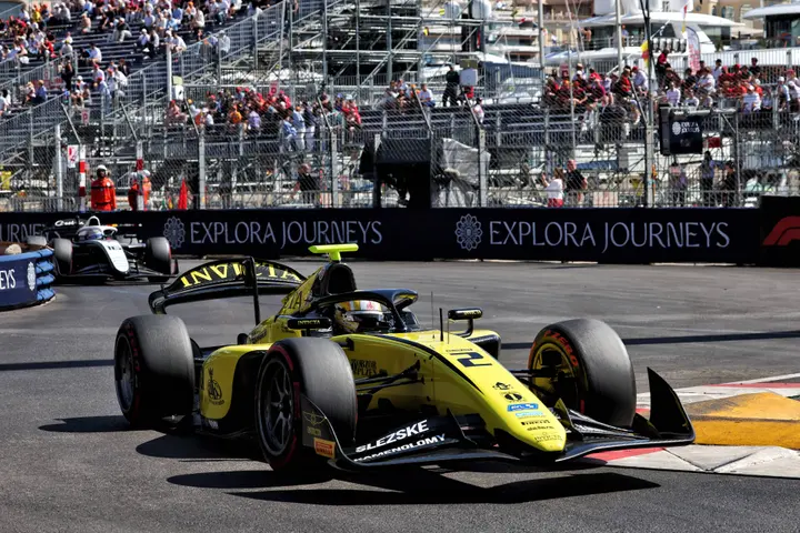monaco-f2-roman-stanek-invicta-jpg