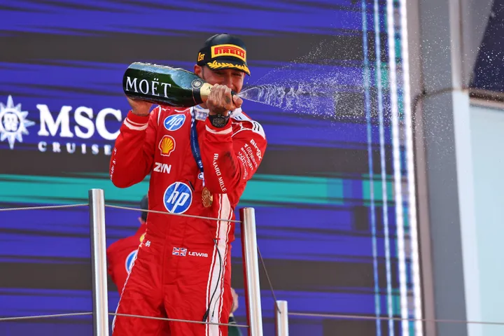 lewis-hamilton-ferrari-barcelona-win-jpg