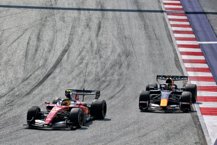 verstappen-hamilton-oostenrijk.jpg.