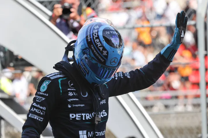 george-russell-poleposition-barcelona-2026