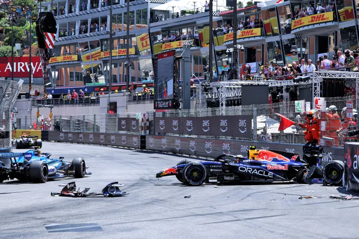 isack-hadjar-crash-monaco-vrijdag-2026