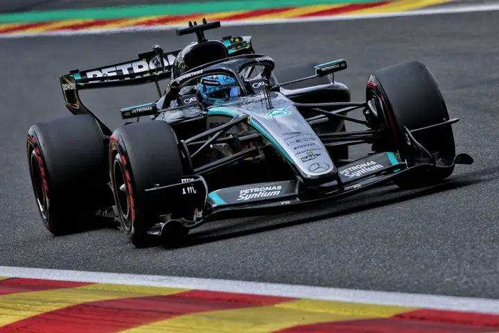 george-russell-mercedes-gp-belgie