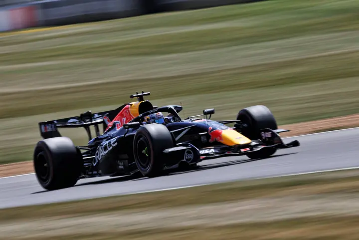 max-verstappen-red-bull-racing-silverstone