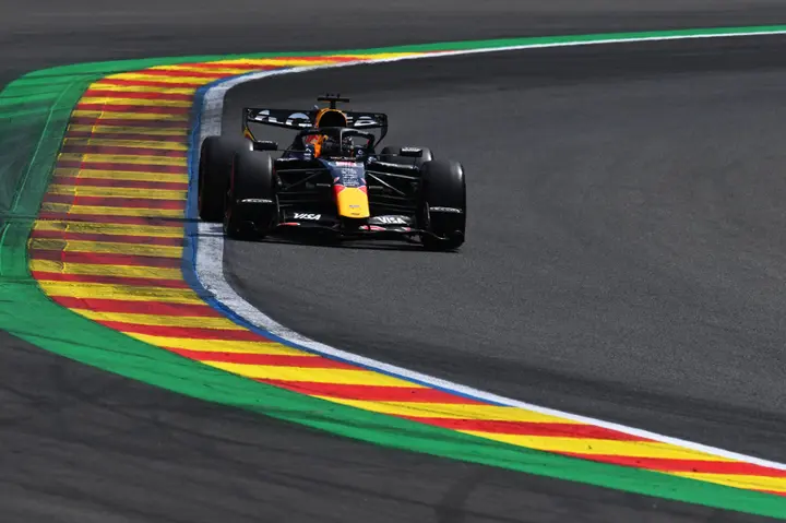 max-verstappen-red-bull-racing-zaterdag-belgie
