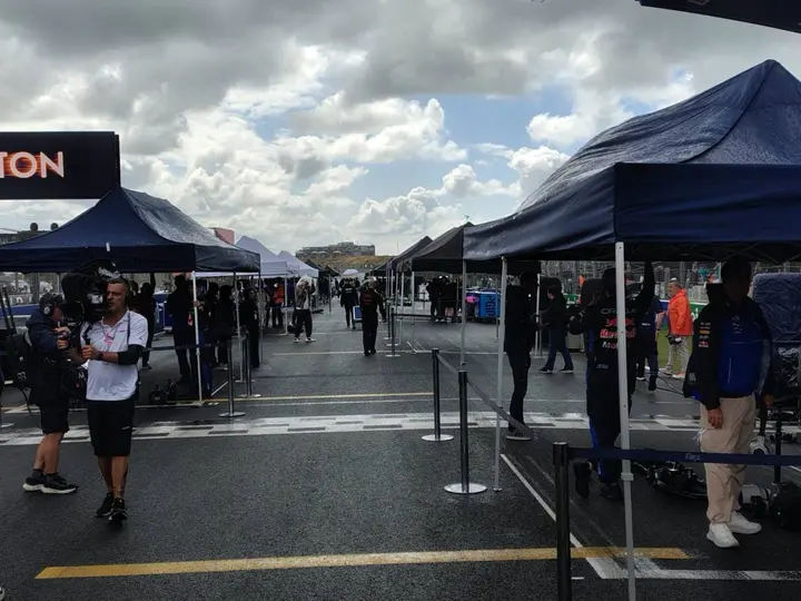 Damp grid in Zandvoort