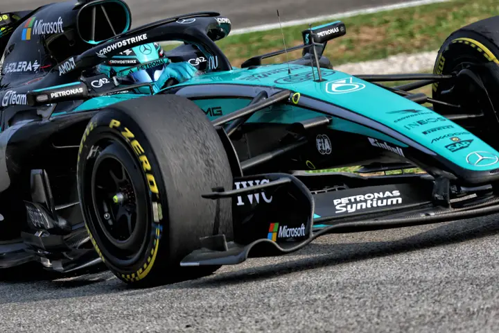 george-russell-mercedes-2026-bahrein-maleisie