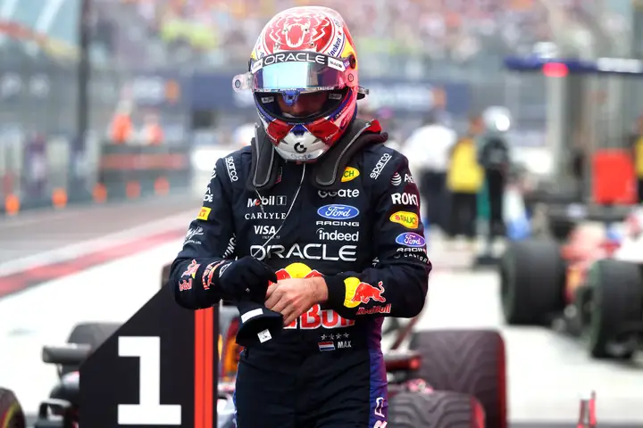 max-verstappen-red-bull-racing-singapore